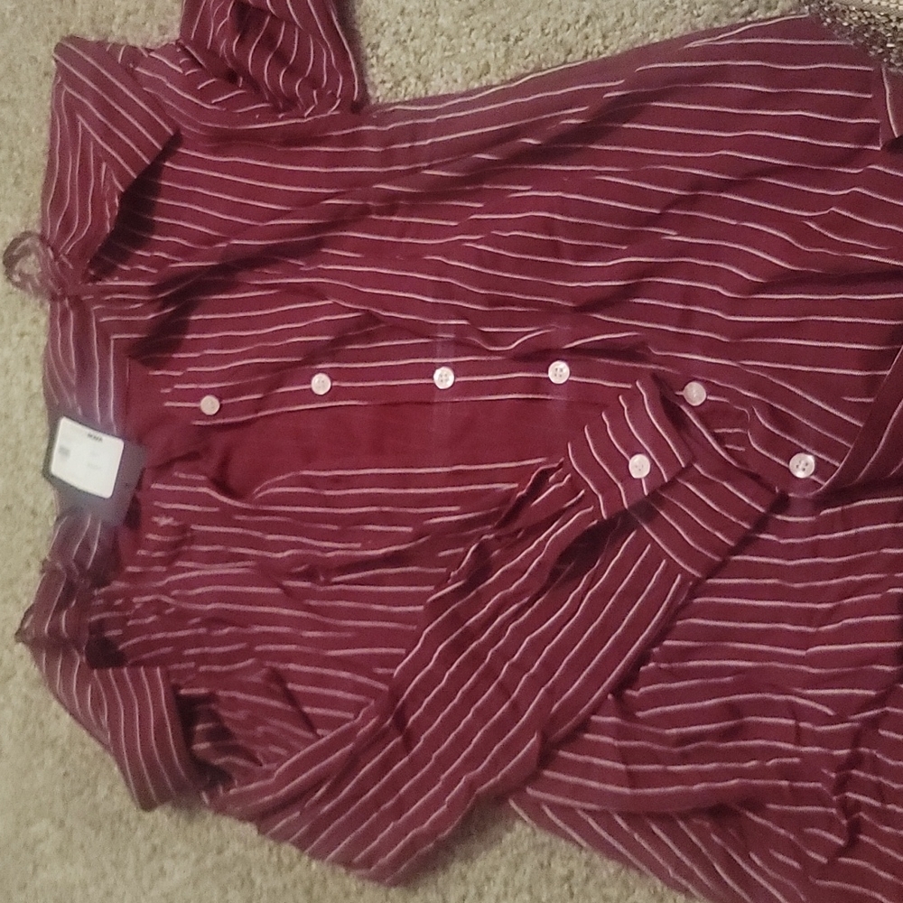 Large Cold but classy cold shoulder burgundy